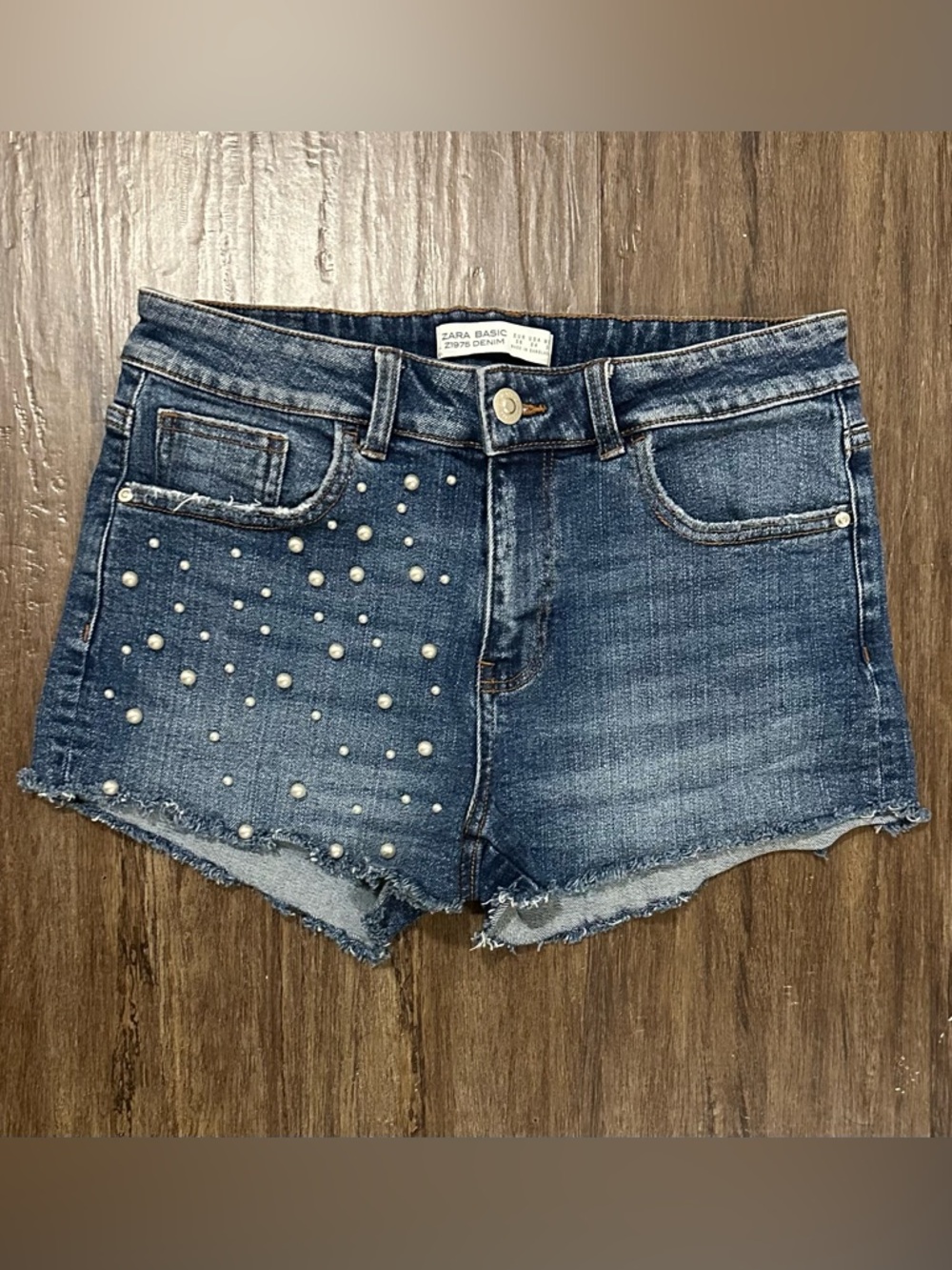 Zara Denim Cutoff Shorts with Pearl Embellishments. Size 4